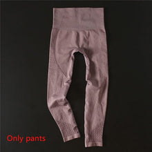 Load image into Gallery viewer, Ombre Seamless Yoga Suit 2 Pieces Women