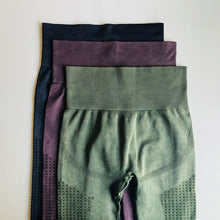 Load image into Gallery viewer, Women Retro Seamless Yoga Pants