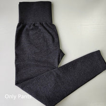 Load image into Gallery viewer, Seamless Yoga Suit 2 piece Sports